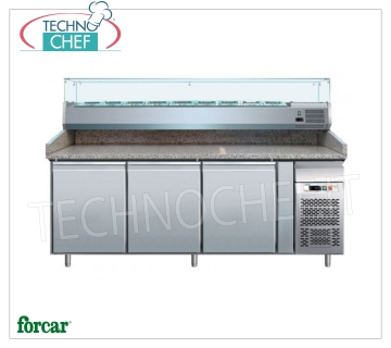 Banco Pizza Refrigerato 3 PORTE, Piano in GRANITO e Vetrina Ingredienti da 1/3 o 1/4 gn, Classe C Banco pizza refrigerato 3 PORTE, Marca FORCAR, con vetrina refrigerata profonda 330 mm, capacità 10 bacinelle GN 1/4 (mm 265x162), temperatura d'esercizio +2°/+8°C, Ventilato, ECOLOGICO in Classe C, Gas R290, V.230/1, Kw.0,26, dim.mm.2020x800x1445h