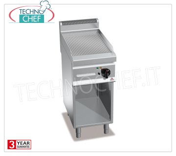 FRY TOP a GAS con PIASTRA RIGATA in MULTIPAN, su VANO a GIORNO, Mod.G7FR4M FRY TOP a GAS con PIASTRA RIGATA, BERTOS, Linea MACROS 700, Serie MULTIPAN, 1 modulo su VANO a GIORNO con ZONA COTTURA da mm 395x500, potenza termica Kw.6,9, Peso 50 Kg, dim.mm.400x700x900h