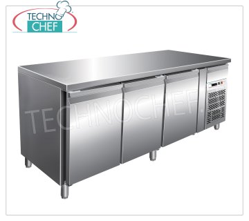 Forcar - Tavolo Refrigerato 3 Porte, Temp.+2°/+8°C, lt.580, Ventilato, Classe B, mod.G-PA3100TN Tavolo refrigerato 3 PORTE con cassetto neutro, Professionale, capacità 580 litri, temperatura +2°/+8°C, Pasticceria Teglie mm 600x400, refrigerazione ventilata, ECOLOGICO in Classe C, Gas R290, V.230/1, Kw.0,26, Peso 152 Kg, dim.mm.2020x800x860h