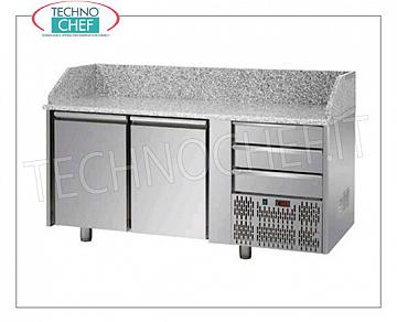 Banco pizza 2 Porte, 3 Cassetti, Piano in Granito, GN 1/1, Ventilato Ecologico BANCO PIZZA REFRIGERATO 2 PORTE e 3 CASSETTI NEUTRI , Piano in GRANITO, temp.+0°/+10°C, Ventilato ECOLOGICO, Gas R404a/R507, V.230/1, Kw.0,495, Peso 86 Kg, dim.mm.1610x750x1030h