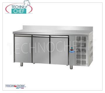 Tecnodom - Tavolo Frigo/Refrigerato Professionale 3 porte con alzatina, Mod.TF03MIDGNAL TAVOLO REFRIGERATO 3 porte con alzatina, Marca TECNODOM, capacità lt.460, temperatura d'esercizio 0°/+10°C, refrigerazione ventilata, Gastro-Norm 1/1, V.230/1,Kw.0,495, Peso 104 Kg, dim.mm.1870x700x950h